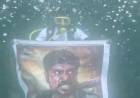 நடுக்கடலில் வித்தியாசமான முறையில் வெளியான ‘துரோகம் பழகு’ படத்தின் போஸ்டர்!