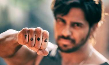 Sidharth to play with fire in Marjaavan