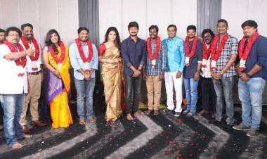 Udhayanidhi Stalin's "Kannai Nambathe" Kickstarts with pooja today