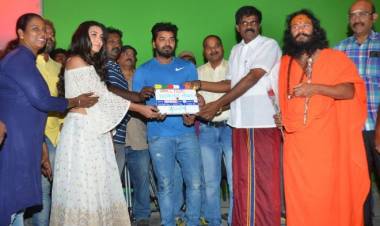 "Breaking News" movie Pooja stills