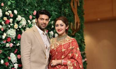 Arya and Sayyesha Reception Stills