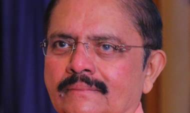 விஜய் சேதுபதி நடிக்கும் "சங்கத்தமிழன்" திரைப்படத்தின் தயாரிப்பாளர் காலமானார்