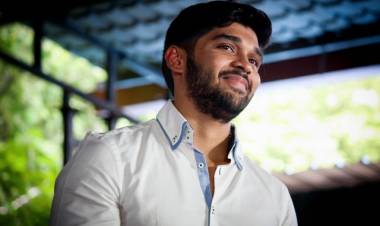 கல்லூரி மாணவிகள் மத்தியில் மாஸ் காட்டிய துருவ் விக்ரம்!!