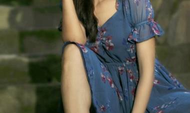 Actress RiyaSuman Latest Stills