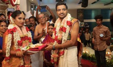 Actor Sathish Wedding Stills