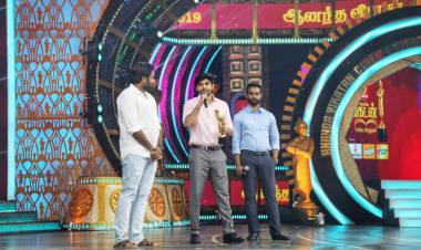 The Sensational DhruvVikram won the best debut actor award for AdithyaVarma in VikatanAwards From Makkal Selvan VijaySethupathi yesterday! 