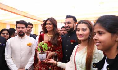 River Lady Arushi Nishank gets Champions of Change Award 2019