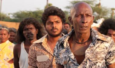 வறுமையில் வாடிய  ஊர் மக்களுக்கு உதவிய நடிகர் மொட்டை ராஜேந்திரன் 