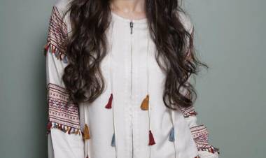 Gorgeous Karisma Kapoor & Shamita Shetty along with ACE  Business Awards