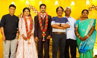 மீண்டும் ஒரு மரியாதை' நாயகி நக்ஷத்ரா திருமணம் -  திரைத்துறையினர் வாழ்த்து