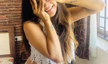 Actress SakshiAgarwal keeps herself busy playing hideandseek with “funshine”‬