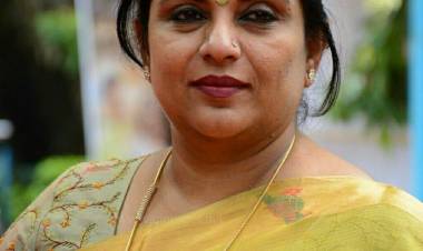 கொரோனா பெருந்தொற்றை கட்டுப்படுத்த போராடிக்கொண்டிருக்கும் நிலையில்  சில கோரிக்கைகளை முன்வைக்கிறார் நடிகை ஸ்ரீப்ரியா