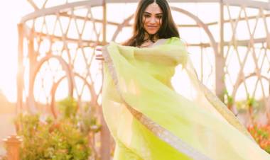 Blissful beauty Actress Induja