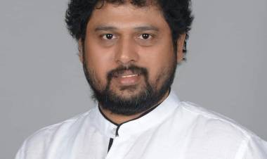 எம்.ஜி.ஆர் வாழ்க்கை வரலாறை 25 வீடியோக்களில் வெளியிட்ட நடிகர் ஜெ. எம். பஷீர்