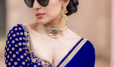 Beautiful in blue Actress Parvati looks stunning in these latest pictures