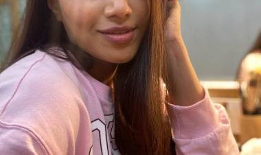 Nivetha Tweets looks uber cool