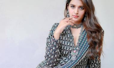 The bright & beautiful #NidhhiAgerwal is busy promoting her pongal releases #Bhoomi & #Eeswaran