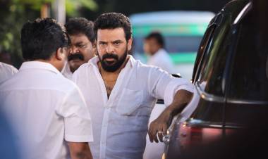 தமிழக முதல்வர் வெளியிடும் 'நாற்காலி' பட பாடல்!