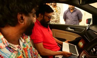 வெள்ளி விழா நாயகன்   மோகன்’பவுடர் பட டீசரை பார்த்து படக்குழுவினரை வாழ்த்தினார்