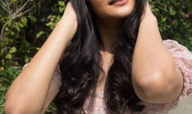 Charming Actress Losliya