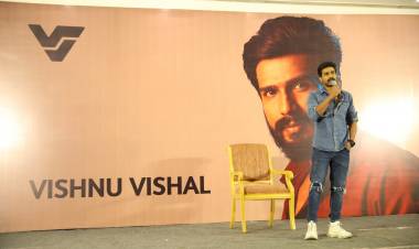 போலீஸ் அதிகாரியின் மகன் என்பதில் பெருமிதமடைகிறேன்.  விஷ்ணு விஷால்