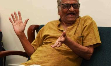 90வது பிறந்த நாளை கொண்டாடிய நகைச்சுவை சக்கரவர்த்தி சித்ராலயா கோபு