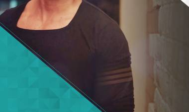 We at @tridentartsoffl welcomes @i_amak on board for our upcoming project #EnnaSollaPogirai