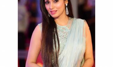 Actress #sadha looks ravishingly beautiful in the latest stills