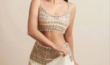 Classy Beauty! Actress @ItsAnuEmmanuel 