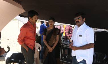 கடமையை சரியாக செய்தால் அதற்கான பலன் தானாக வரும் என்ற கருத்தை மையமாக வைத்து உருவாகியுள்ளது எஸ்.ஜே.சூர்யா - யாஷிகா அனந்த் நடித்துள்ள " கடமையை செய் "