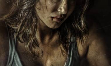 சன்னி லியோன் கதையின் நாயகியாக நடிக்கும் ‘ஷீரோ' படத்தின் ஃபர்ஸ்ட் லுக் வெளியீடு