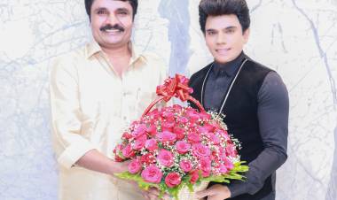 Legend Saravanan joins the rank of top stars