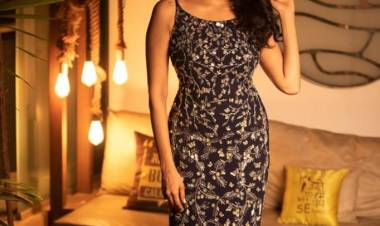 Actor-producer @LakshmiManchu looks stunning in a recent photoshoot Pictures 