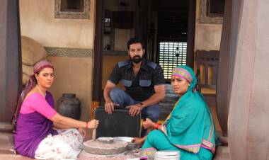 EINFACH STUDIOS Pratap Krishna & Manoj Kumar present 