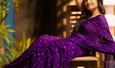 Archana is a model and an actress from Chennai who. After completing her engineering, she started her career as a VJ in Adithya TV in 2019 and then went on to star in Vijay TV's 'Raja Rani 2' that brought her laurels for her performance. 