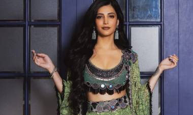 இணையம் முழுக்க பேசுபொருளான இனிமேல் ஆல்பம் பாடல் !!