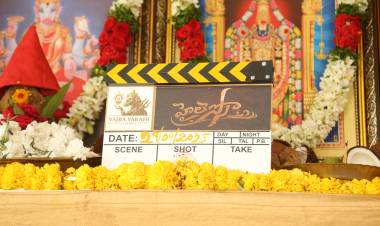 சுதீர் ஆனந்த், பிரசன்னா குமார் கோட்டா, சிவா சேர்ரி, ரவிகிரண், வஜ்ர வராஹி சினிமாஸ்  இணையும் புரடக்சன் நம்பர் 1 – “ஹெய் லெசோ” ( Hai Lesso) திரைப்படம் பிரமாண்டமாக துவங்கியது!! VV வினாயக் முதல் காட்சியை  க்ளாப் அடித்து துவக்கி வைத்தார் !!