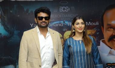 "யாஷிகா ஆனந்த்" நடிக்கும் “டாஸ்” திரைப்படம் பூஜையுடன் இனிதே துவங்கியது... 