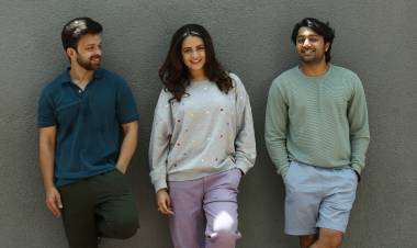 அனோமி Cast :