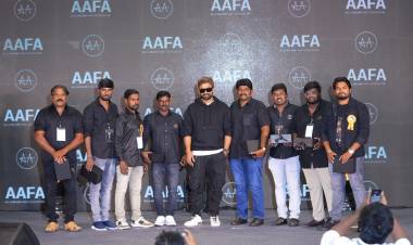 Allu Arjun Devotes Over Six Hours to Celebrate with 1,000 Fans from Seven States; Extends Insurance Cover to Every AAFA Member
