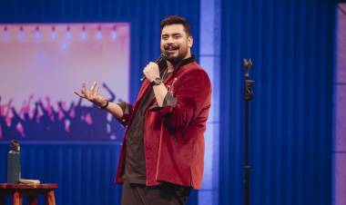 'Vikkals of Vikram' Returns to the Stage to Entertain Audiences Once Again
