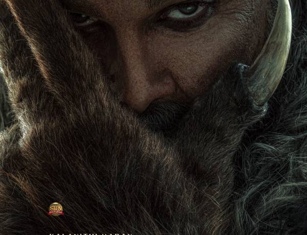 “ராக்கா” – அல்லு அர்ஜுனின் பிறந்தநாளில் வெளியான டைட்டில் போஸ்டர் !!