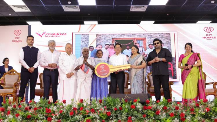 'எனக்கென்று ஒரு வீடு இருக்கிறது' என கம்பீரமாக சொல்வதற்கு ஜோய் ஆலுக்காஸ் நிறுவனம் வழிவகுத்திருக்கிறது - டாப் ஸ்டார் பிரசாந்த்