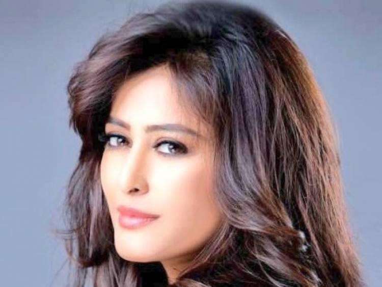 Actress Nidhi Subbaiah Birthday