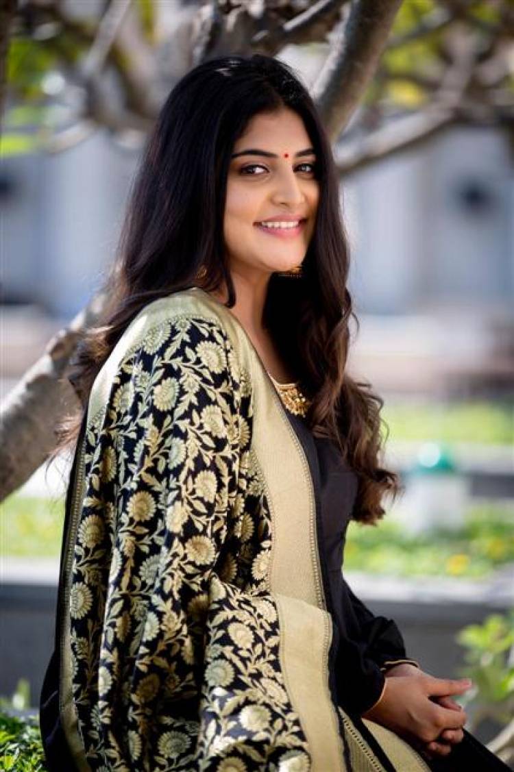 Latest Photoshoot Stills of Actress Manjima Mohan