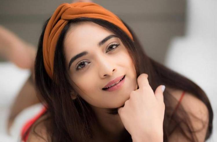 Actress Masoom Shankar Stunning Photoshoot Stills
