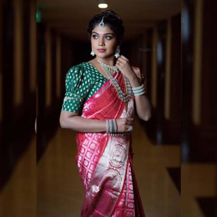 Actress Riythvika Latest Pictures