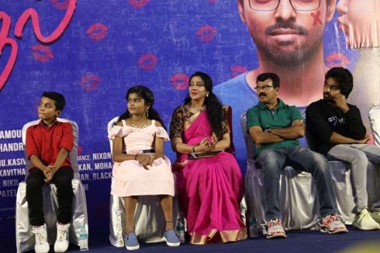 100% Kaadhal Press Meet Stills