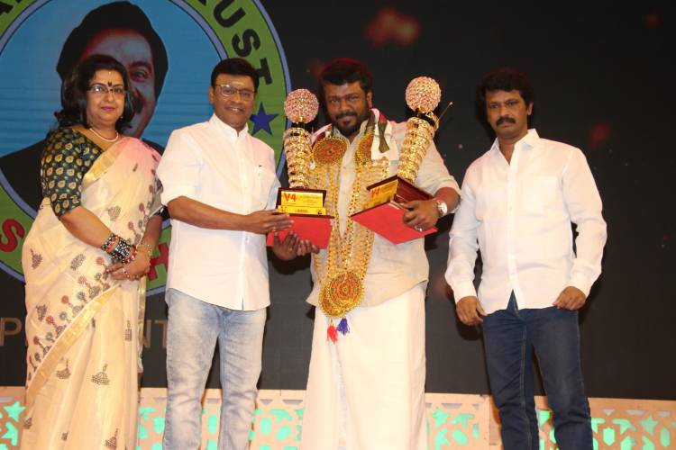 V4 எம்.ஜி.ஆர் - சிவாஜி அகாடமி 34வது திரைப்பட விருது வழங்கும் விழா!