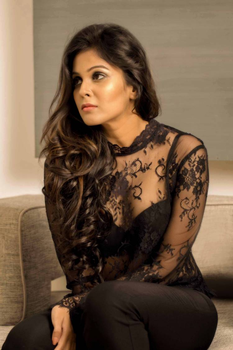 Actress Chandini Tamilarasan looking Gorgeous in Black dress